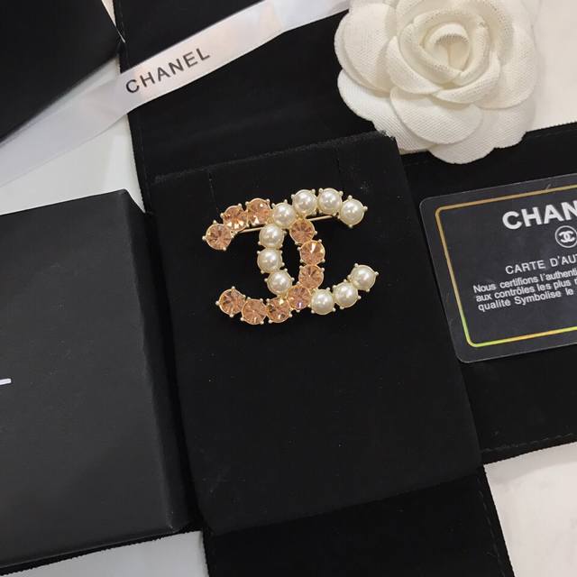 Chanel 21Ss New, This Stunning Piece Is Made Entirely With Imported Swarovski Cr