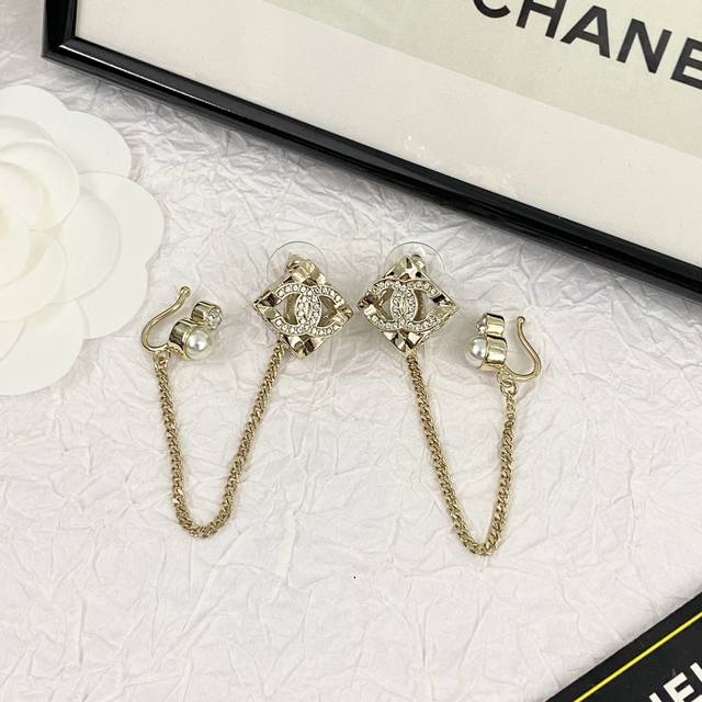 Code E2377 Chanel Ear Studs, Hot-Selling New Arrival, Consistent With Zp, Authen