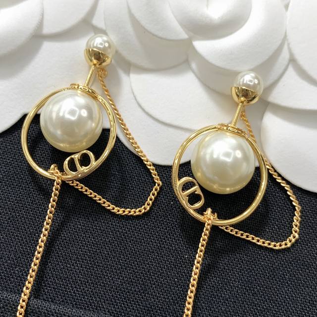 Code Ded0077 Dior Original New Pearl Fringe Ear Studs High-End Quality, 1:1 Mold
