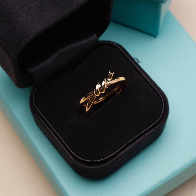 P-Price T Knot Double-Row Ring, Sizes 56789. This Year's New Release From T Hous