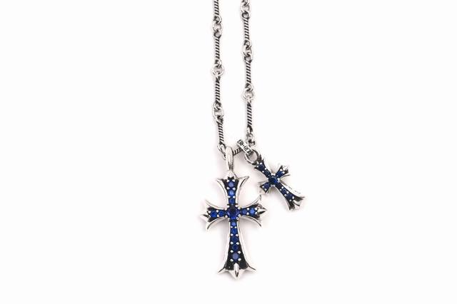 Croxin Vintage-Style Blue Diamond Cross Necklace With Unique Design, Classic Ele