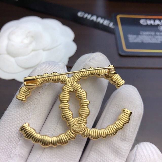 Zp-Inspired Chanel Double C Brooch, Elegant And Sophisticated Design, Engraved,