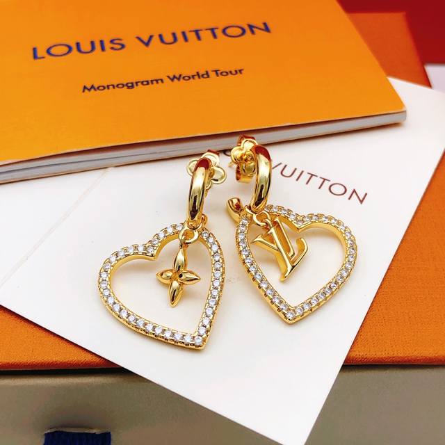 Model Number Led0336 Lv* Latest Heart-Shaped Ear Hook, Consistent Zp Brass Mater