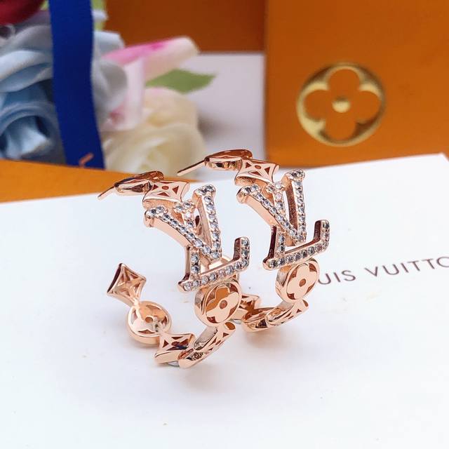 Code Led0129 Lv* Latest Rose Gold Earrings, Consistent Zp Brass Material