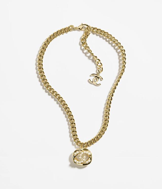 Chanel New Necklace Best-Selling Styles Now Available, Matching High-End Quality