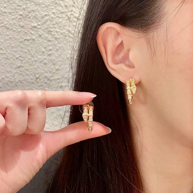Bvlgari Snake Ear Studs In A Precision-Crafted Version Capture The Charm, Allure