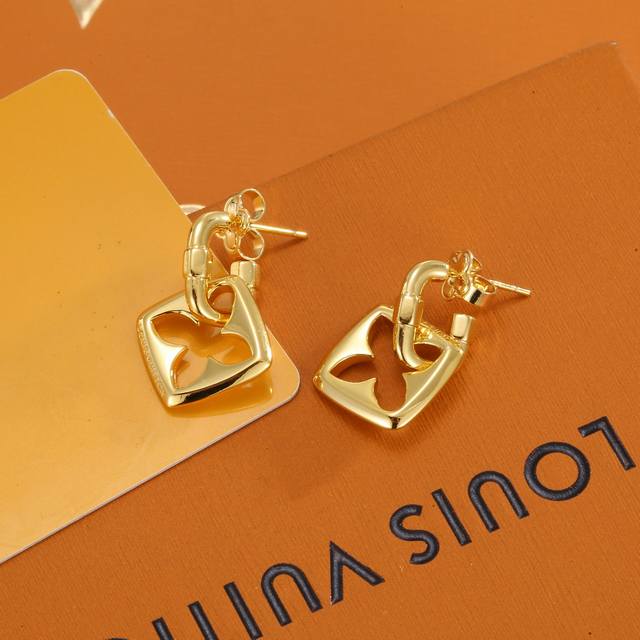 Louis Vuitton Gold-Tone Earrings: Louis Vuitton's Unique Style Brings A Fashiona