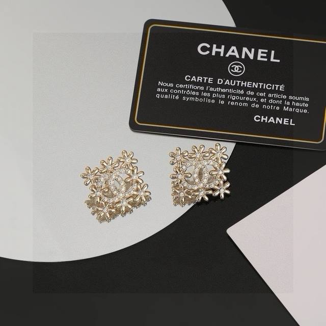 Chanel Earrings A New Wave Of Brand-New Earrings Has Arrived!!Luxurious And Eleg