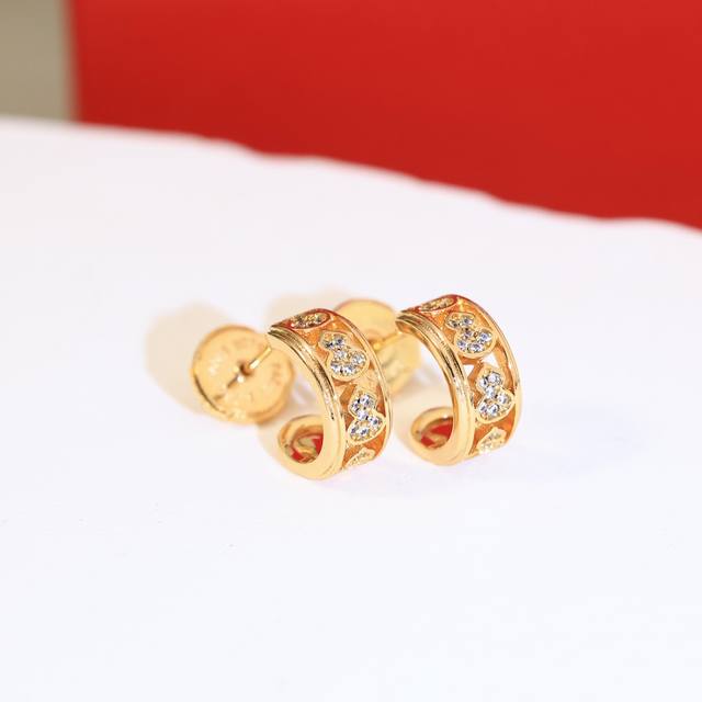 Qeelin's Popular Qilin Jewelry, Celebrity-Inspired Design, S925 Silver Pins, Hig