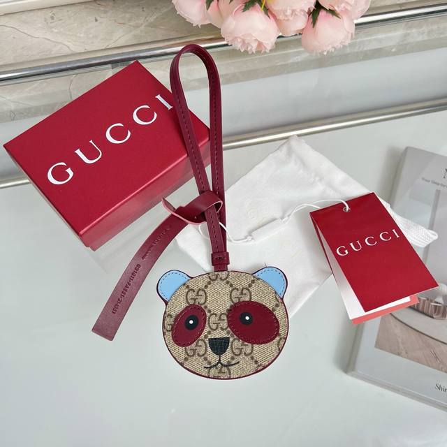 New Arrival Gucci Panda Keychain Pendant Accessory: A Cute And Playful Handbag A