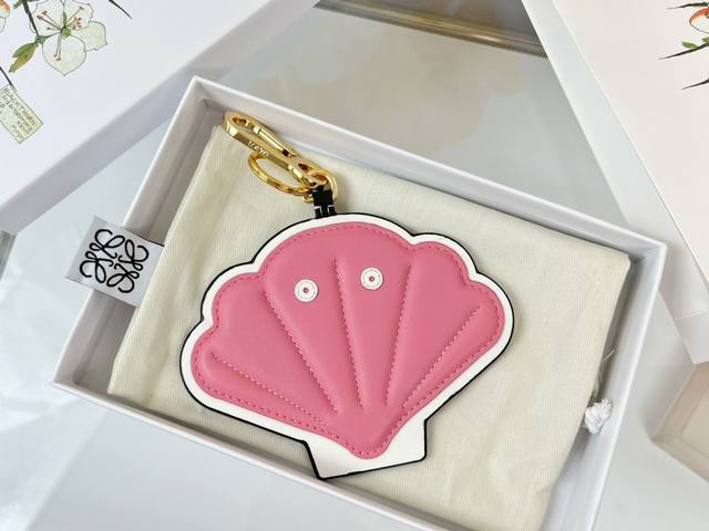 New Arrival Loewe Leather Keyring Pendant Car Keyring Shell Charm Series Shell P