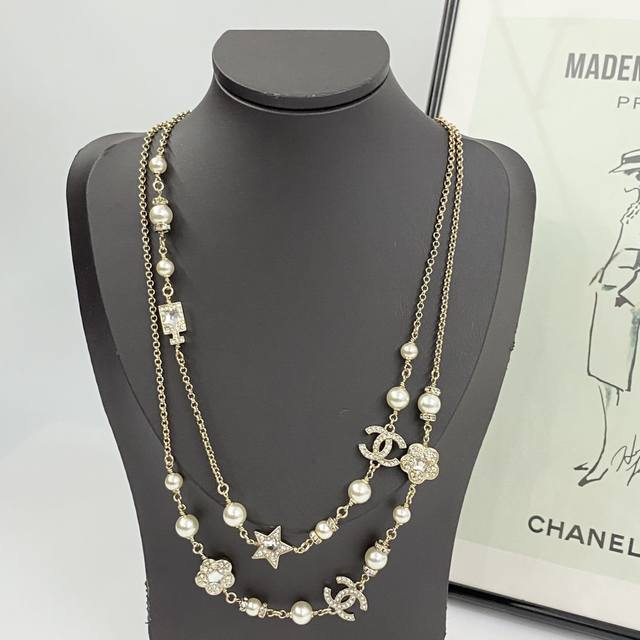 Chanel Necklace Hot-Selling New Arrival Chan 25P Light Gold Crystal Four-Leaf Cl