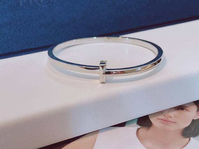 New T1 Narrow Diamond-Free Bracelet Suitable For Wrist Sizes 14 16. As A Refresh