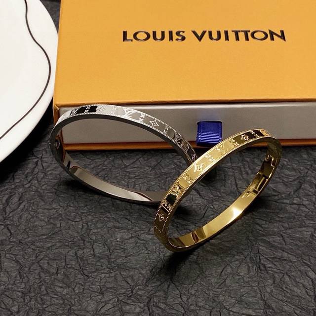 New Lv Louis Vuitton Series Engraved Bracelet, Suitable For Both Men And Women,