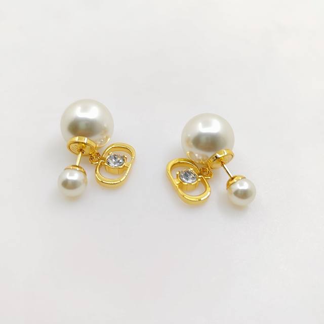Daor Latest White Diamond Cd Pearl Earrings, Zp Brass Material