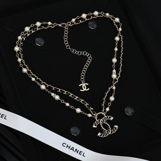 Chanel Black Gold Double-Layer Pearl Necklace. Simple Yet Exuding A Touch Of Ret