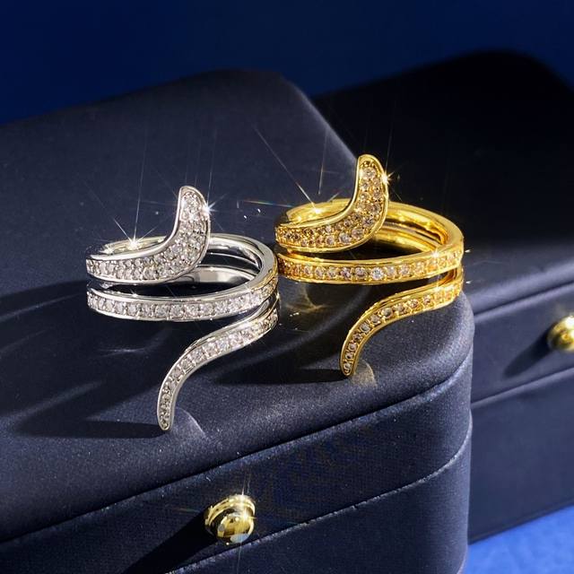 Dm94 Damiani Unisex Fashionable And Unique Luxury Diamond-Studded Snake-Shaped R