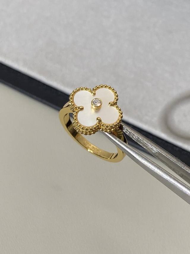 Gold-Plated Vca Single Flower Four-Leaf Clover Diamond-Studded White Mother-Of-P