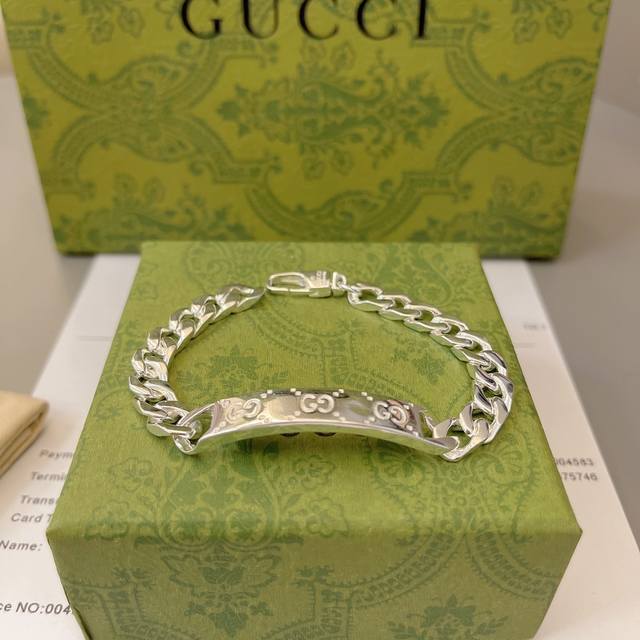 New Arrival] Gucci Signature Series Gg Logo Bracelet Size 18-20-22