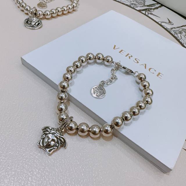 High-Quality Versace Bracelet With Medusa Head Design, Authentic Store-Quality N