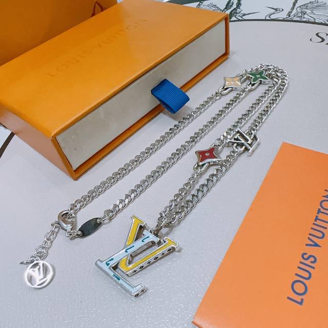 Authentic New Louis Vuitton Lv Necklace, Original Store-Quality New Model, Retro