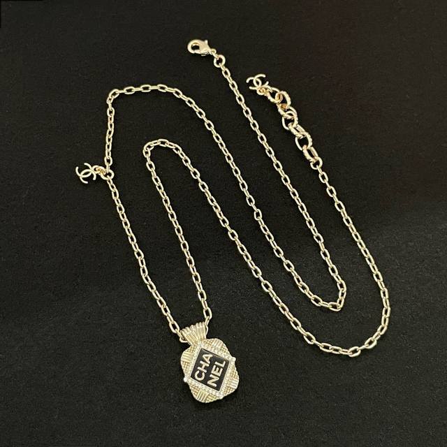 High-Quality, Details As Shown. Fragrant Letter Necklace Z 3900. This Season's H