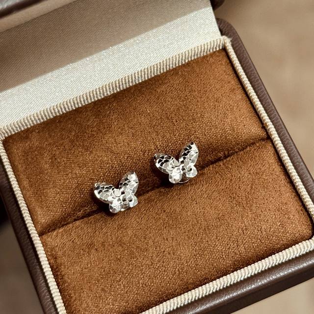 A5665 Cnc Craftsmanship New Shattered Ice Butterfly Ear Studs Exuding Luxury Ent