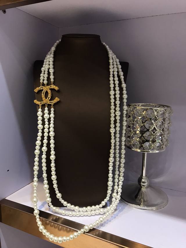 Fall/Winter Sweater Chain Chanel Sweater Chain Authentic Single Piece, No Proble