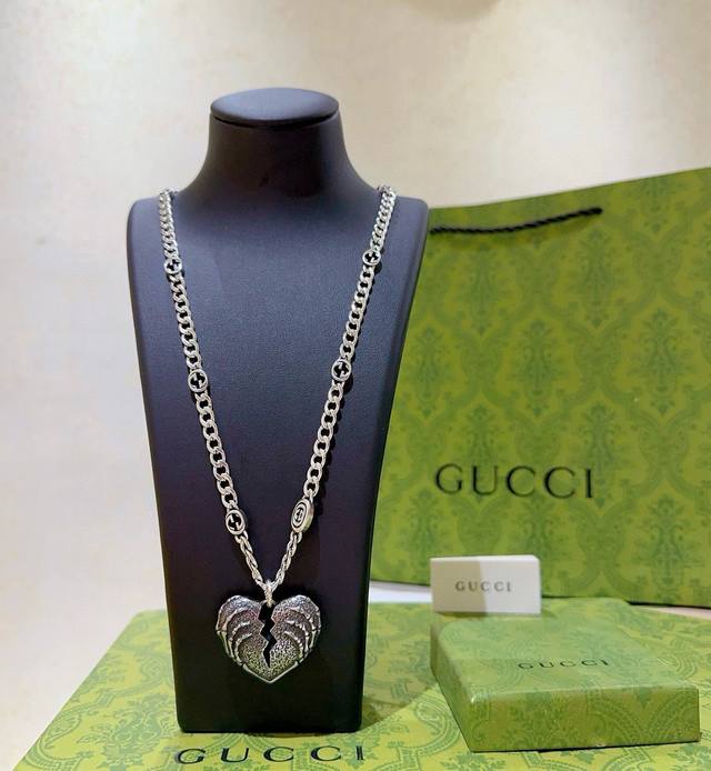 New Release: Gucci Necklace Latest Model With Higher-Grade Chain, Celebrity-Insp