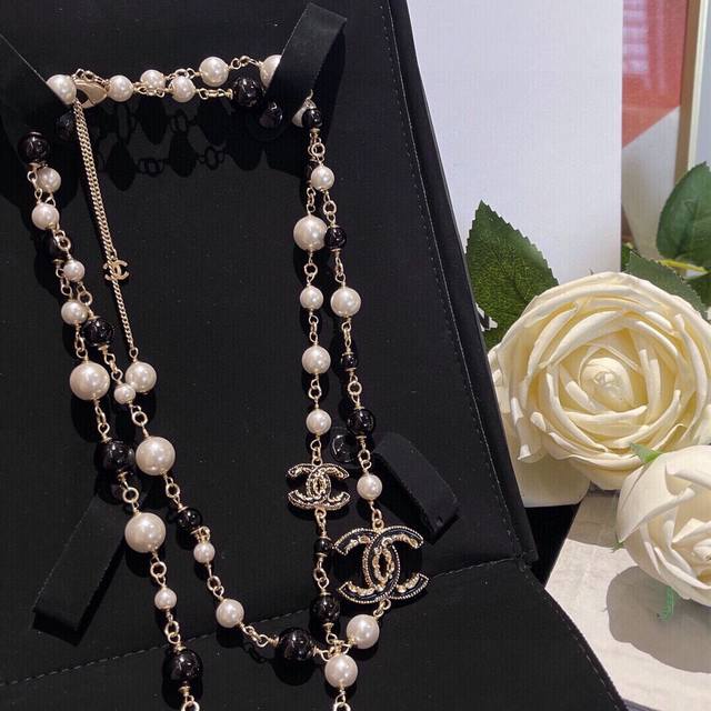 Model Xxl0808 Seasonal Color Sweater Chain] Dripping Pearl Flower Sweater Chain