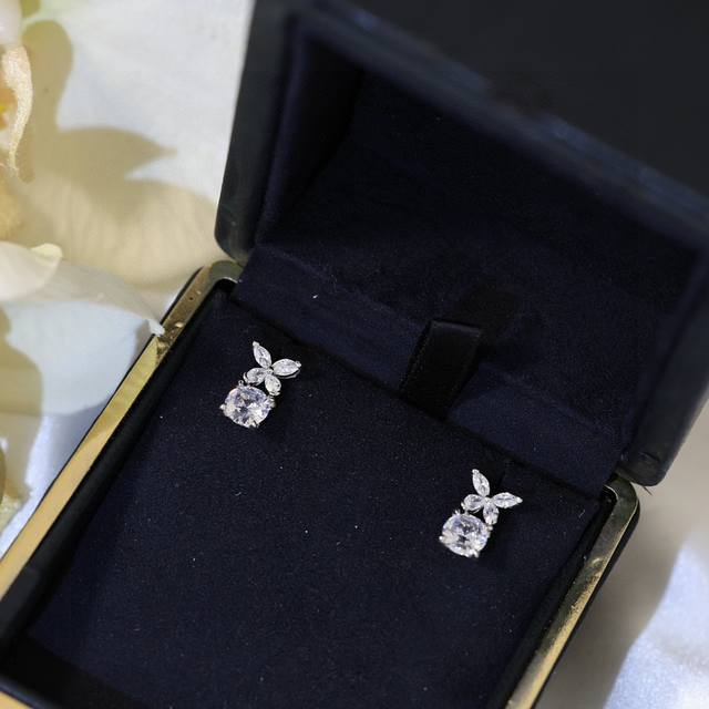 925 Premium Edition Top Brand Graff Graff Ear Studs High-End Jewelry Custom-Made