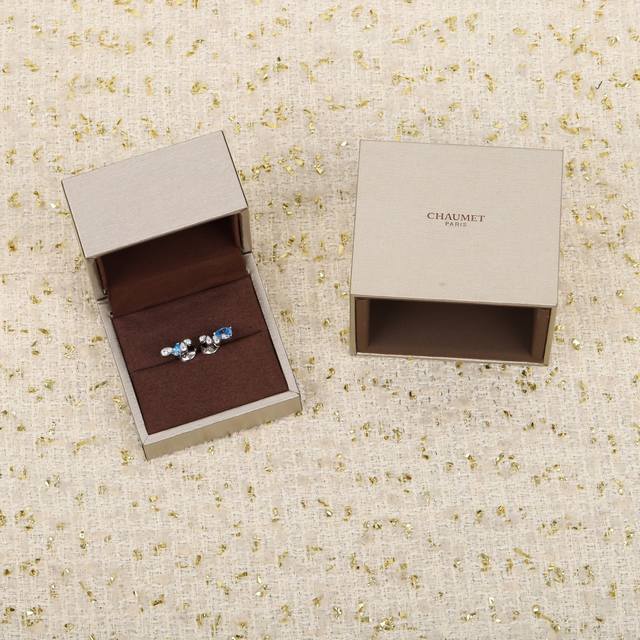 204934 We Offer Teardrop Sapphire Earrings, Zp50 900. Be Sure To Choose The Only