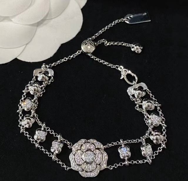 A0337 High-End Jewelry Diamond Camellia Bracelet The Entire Collection Is Except
