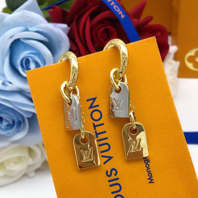 Id Led0018 Lv's Latest Ear Hook Fringe Earring With Tag And Id Badge, Made Of Co