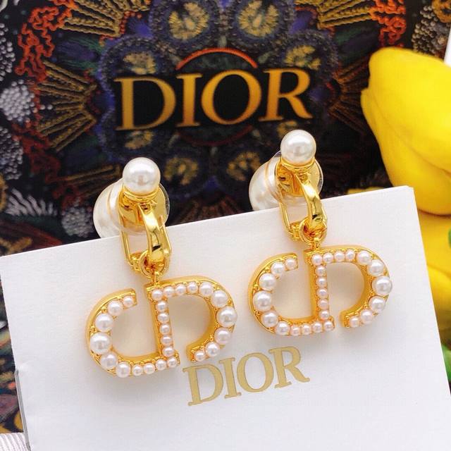 Code Ded0027 Dior Cd Pearl Ear Clips High Version