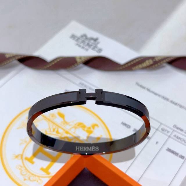 Herm S Bracelet V-Gold Original Custom-Made Herm S Bracelet. The Enamel Craftsma