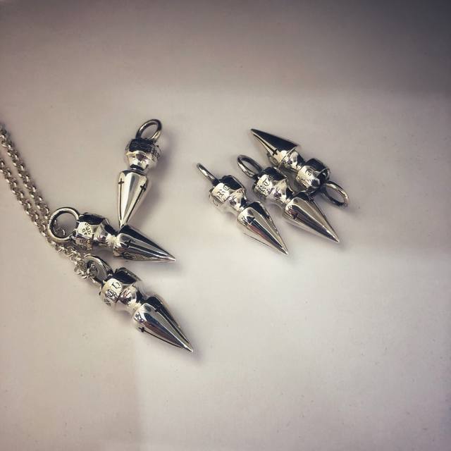 Chrome Hearts Top-Tier Version Classic Bullet-Shaped Pendant