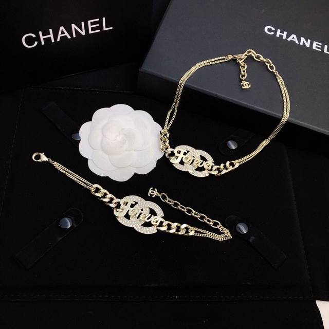 New Arrival: This Piece Is Already Predicted To Be This Season's Must-Have. Chan