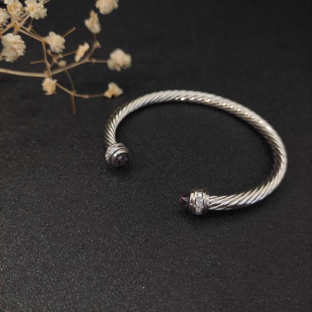 David Yurman 5Mm Stone-Set Purple Diamond Head Bracelet.Recommended Wrist Circum
