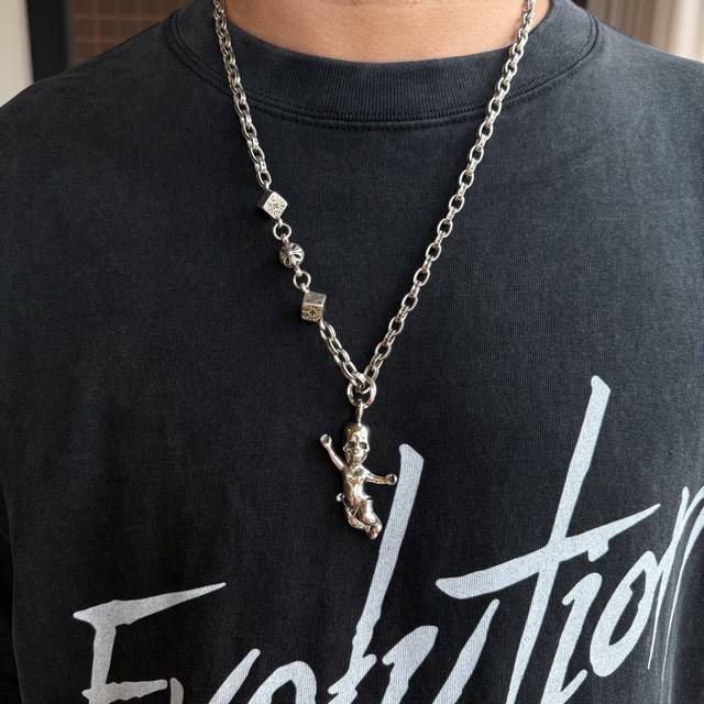 New Arrival, Boutique Quality Chrome Hearts Cross Skull Necklace With Skull Pend