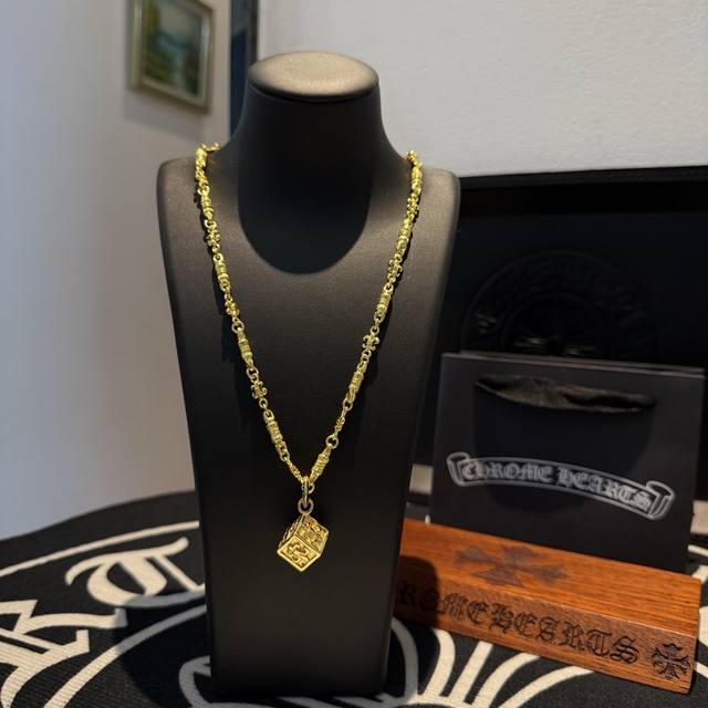 New Arrival, Boutique Quality Chrome Hearts Cross Gold-Colored Cross Flower Ball