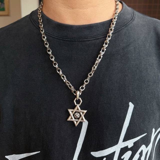 New Arrival, Boutique Quality Chrome Hearts Cross Interlocking Necklace With Hex