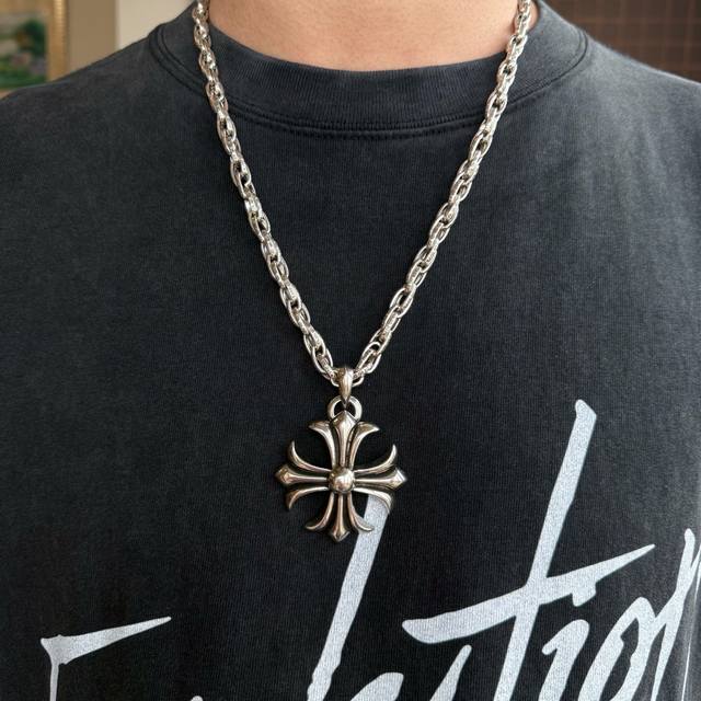 New Arrival, Boutique Quality Chrome Hearts Letter Ring Necklace With Large Cros