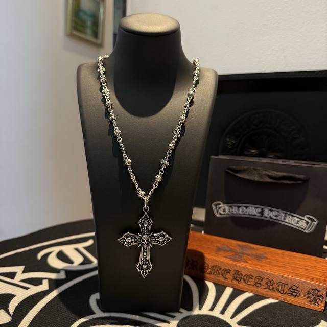 New Arrival, Boutique Quality Chrome Hearts Cross Flower Ball Necklace With Skul