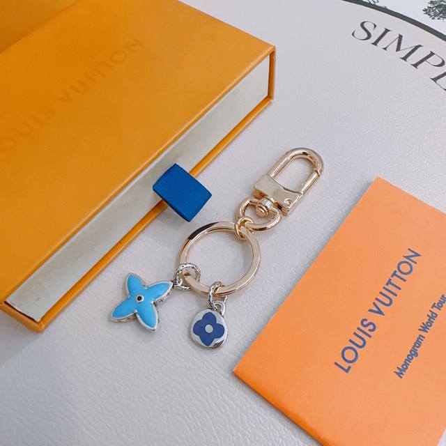 New Release: Lv Keychain, Lv Bag Clasp. The Latest Bag Accessory With A Higher G