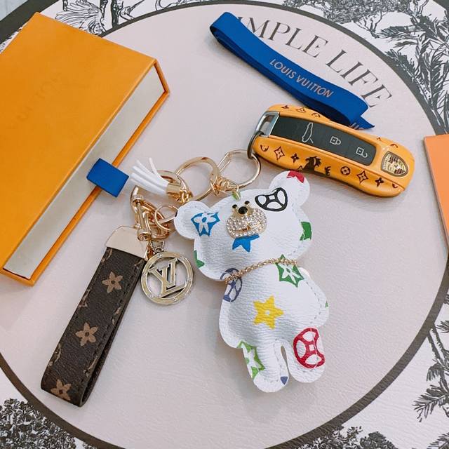 New Release: Lv Keychain, Lv Bag Clasp. The Latest Bag Accessory With A Higher G