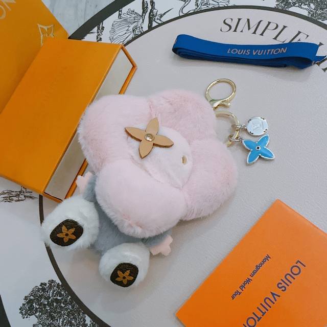 New Release Lv Keychain Lv Bag Clasp Latest Model Bag Accessory Higher Quality C