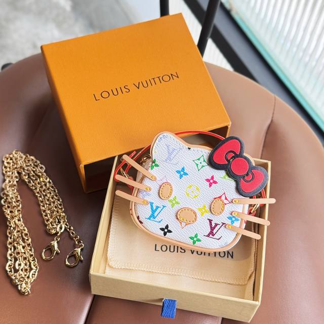 Louis Vuitton & Hello Kitty Kitten Mini Bag Pendant Crossbody Bag - A Must-Have
