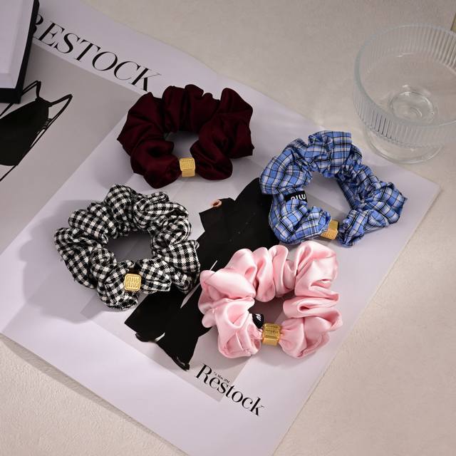 Zp-Style Miu Miu Hair Tie, Elegant And Sophisticated Design, Carved Details, Fla