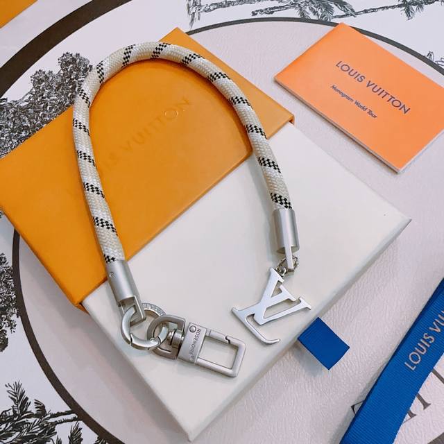 New Release Lv Keychain Lv Bag Clasp Latest Model Bag Accessory Higher Quality C